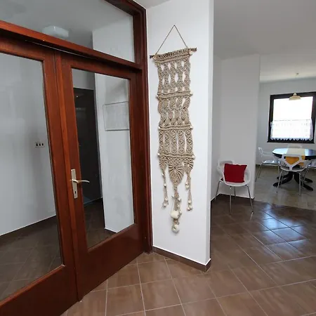 Mitton 2 Apartman *